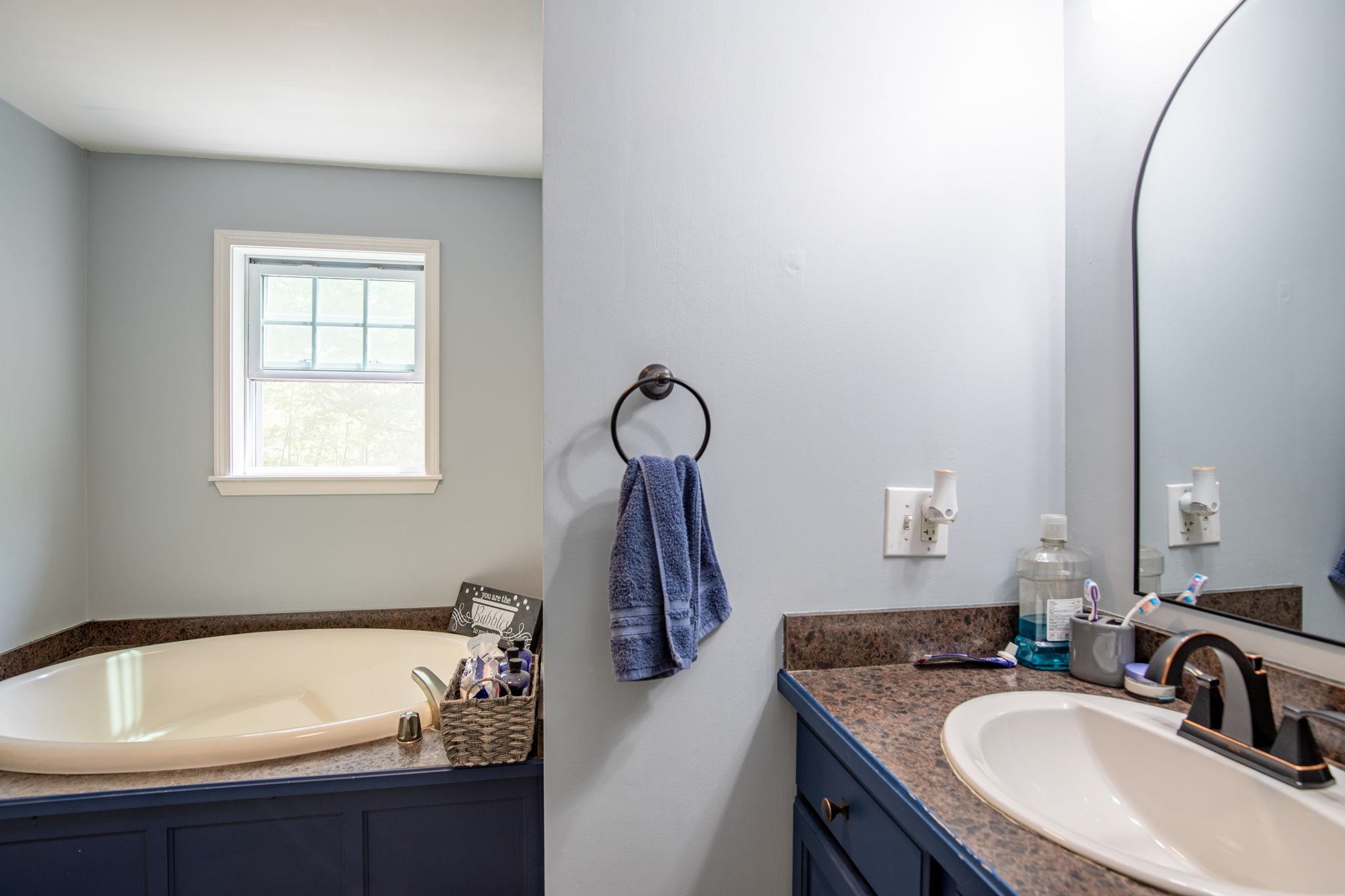 372 Cross Road Rochester, NH 03867 - Photo 23 of 41 Gallery Image 23