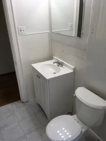 $850 | 15018 Hubbell Avenue, Unit 2, Detroit, MI 48227