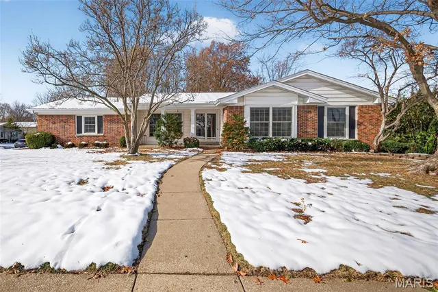 $330,000 | 3701 Harmann Estates Drive, Bridgeton, MO 63044