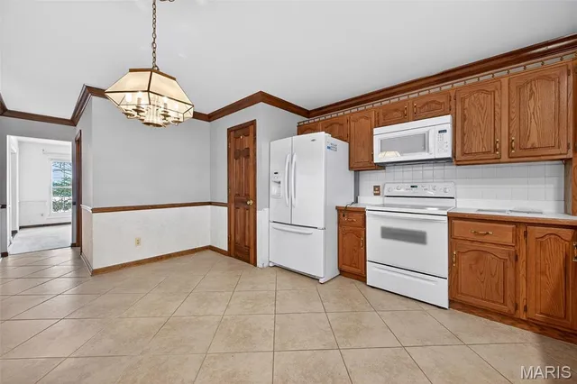 $320,000 | 3701 Harmann Estates Drive, Bridgeton, MO 63044