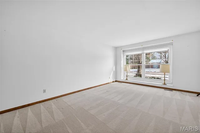 $320,000 | 3701 Harmann Estates Drive, Bridgeton, MO 63044