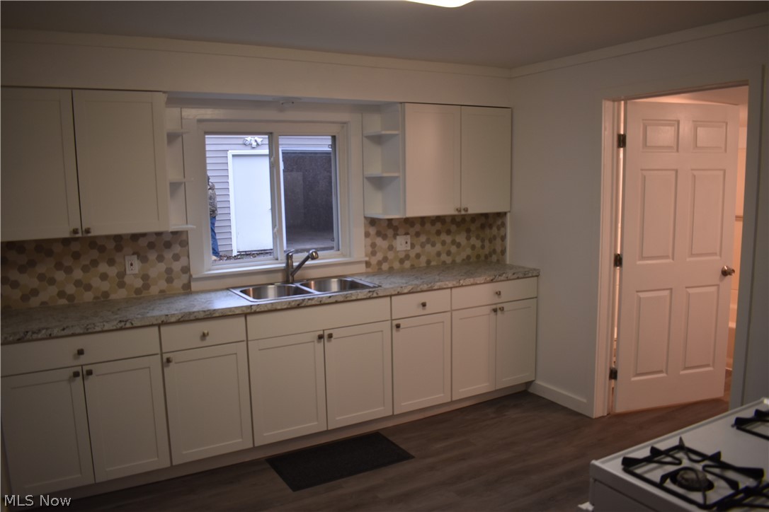 6413 Jefferson Road Ashtabula, OH 44004 - Photo 9 of 25 Gallery Image 9