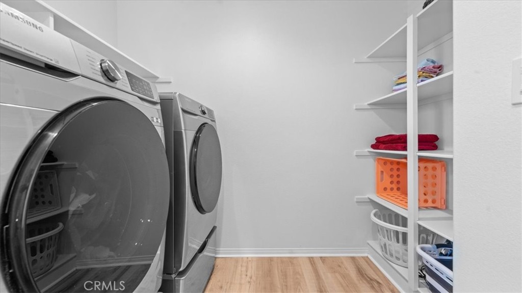 35580 Roxy Road Beaumont, CA 92223 - Photo 27 of 39 a utility room with dryer and washer