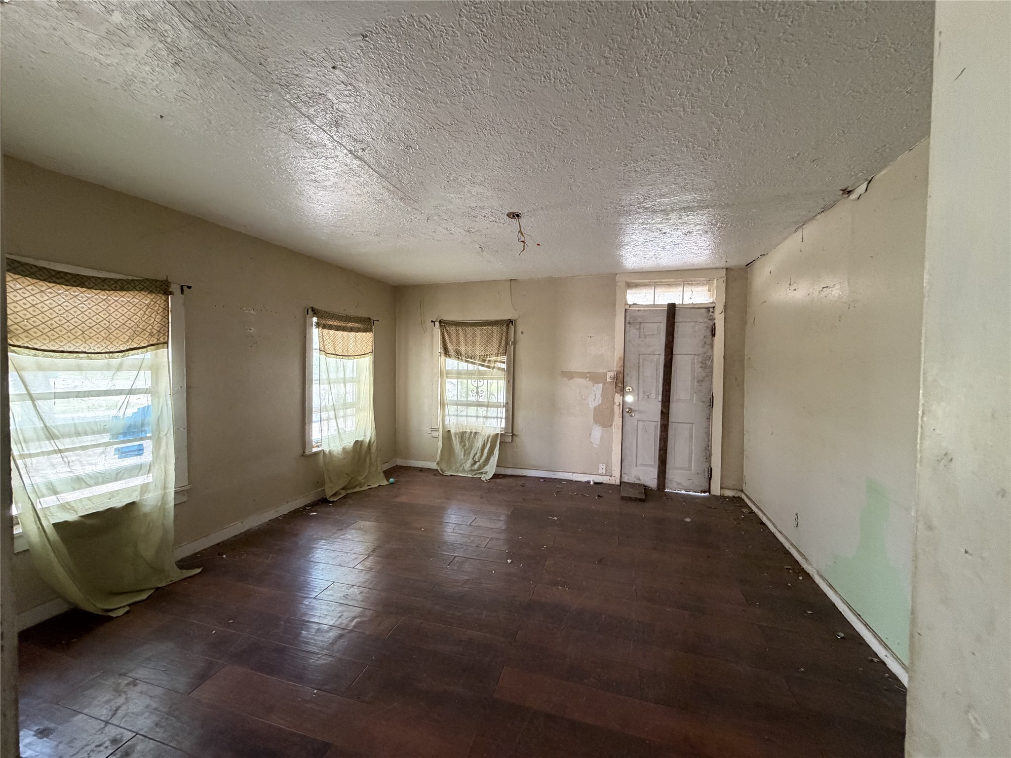 6202 Conley Street Houston, TX 77021 - Photo 2 of 18