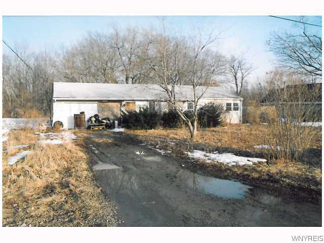 3759 Creek Road Porter, NY 14174 - Photo 1 of 1 Exterior Front