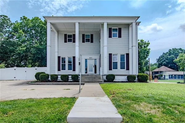 $259,000 | 201 North Maguire Street, Warrensburg, MO 64093