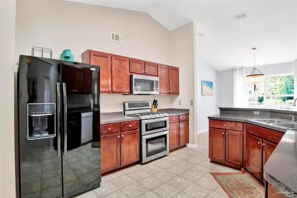 $2,350 | 5117 Chinook Avenue, Pensacola, FL 32507