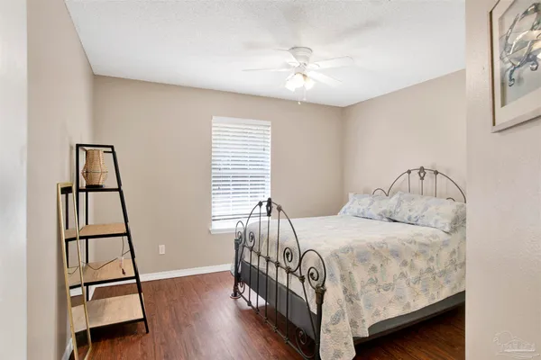 $2,350 | 5117 Chinook Avenue, Pensacola, FL 32507