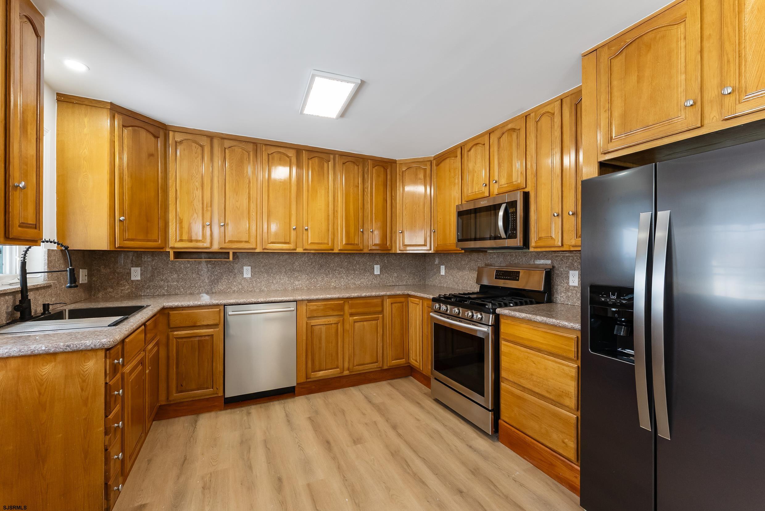 1805 Zion Road Northfield, NJ 08225 - Photo 5 of 25