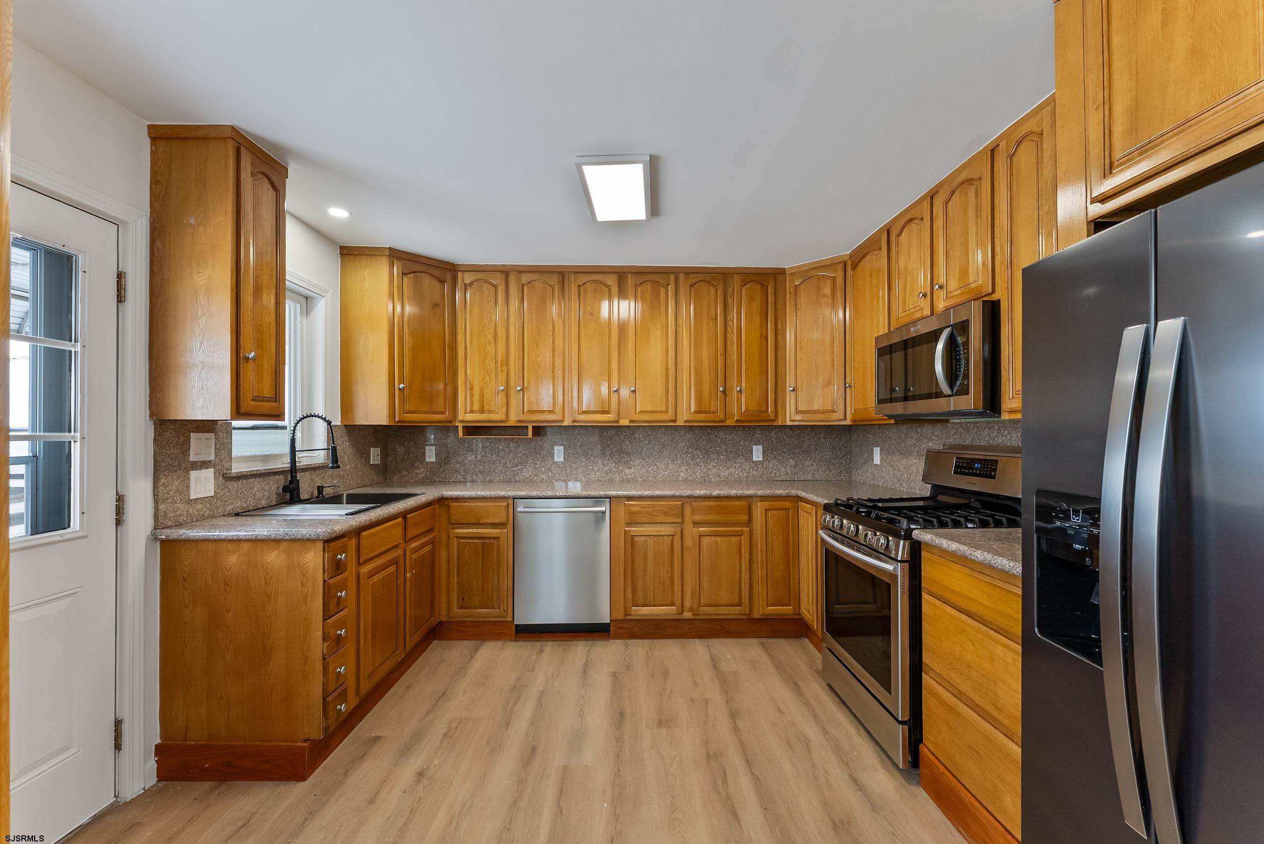 1805 Zion Road Northfield, NJ 08225 - Photo 6 of 25