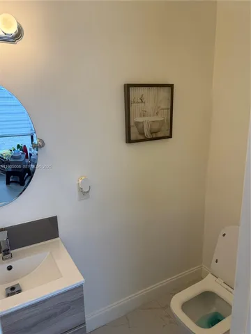 $4,000 | 9869 Northwest 52nd Terrace, Unit 9869, Doral, FL 33178