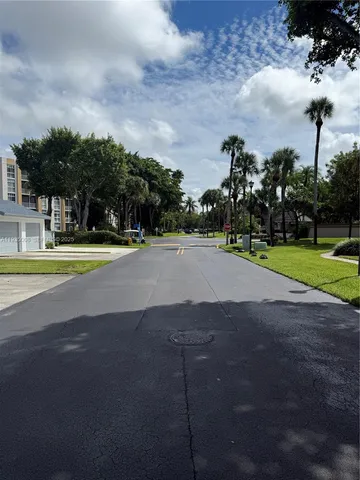 $4,000 | 9869 Northwest 52nd Terrace, Unit 9869, Doral, FL 33178