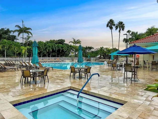 $4,000 | 9869 Northwest 52nd Terrace, Unit 9869, Doral, FL 33178