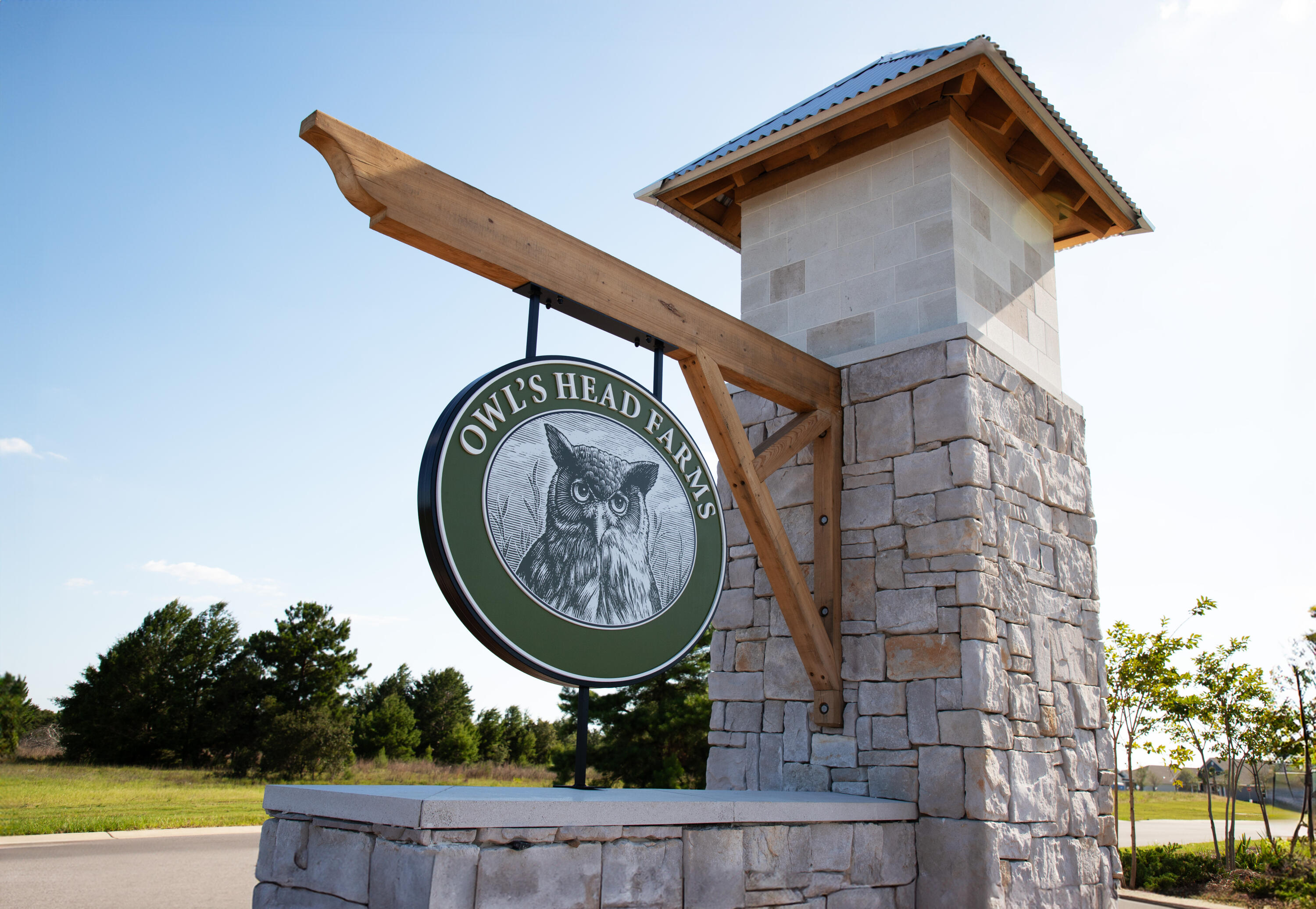76 Grass Owl Loop Freeport, FL 32439 - Photo 38 of 39 a front view of a house with garden