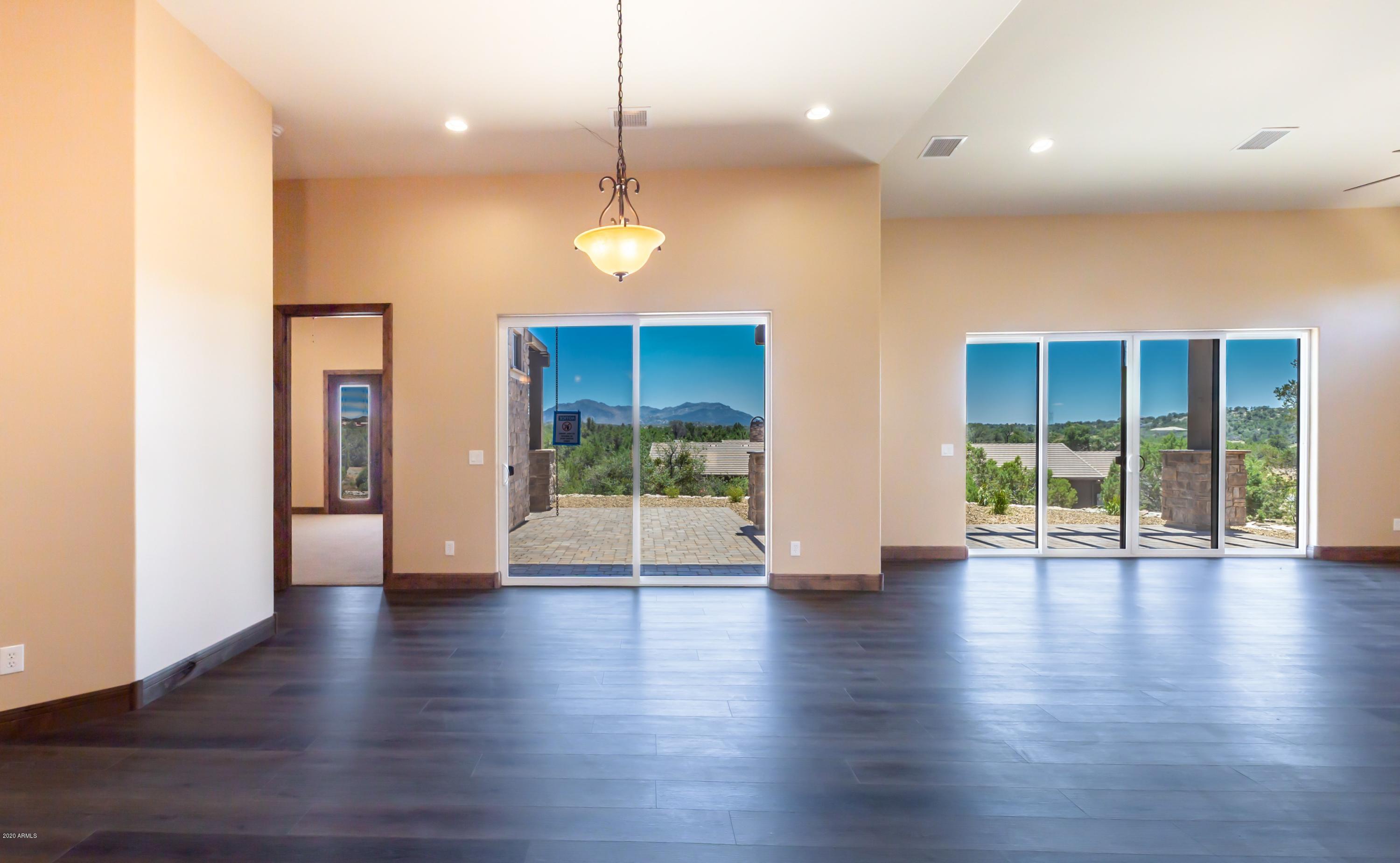 5675 West Three Forks Road Prescott, AZ 86305 - Photo 11 of 47 011_Dining Area