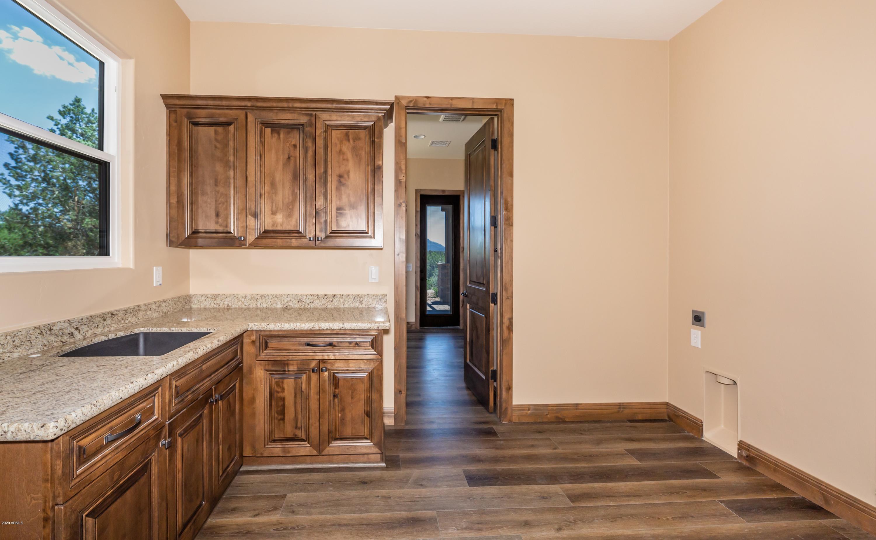 5675 West Three Forks Road Prescott, AZ 86305 - Photo 23 of 47 023_Laundry Room