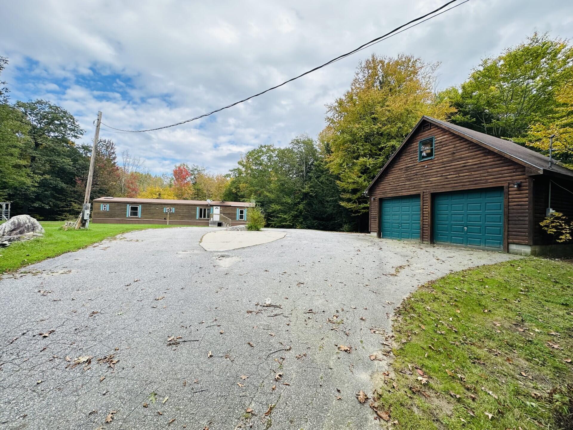 248 Harris Road Minot, ME 04258 - Photo 2 of 15 Driveway view