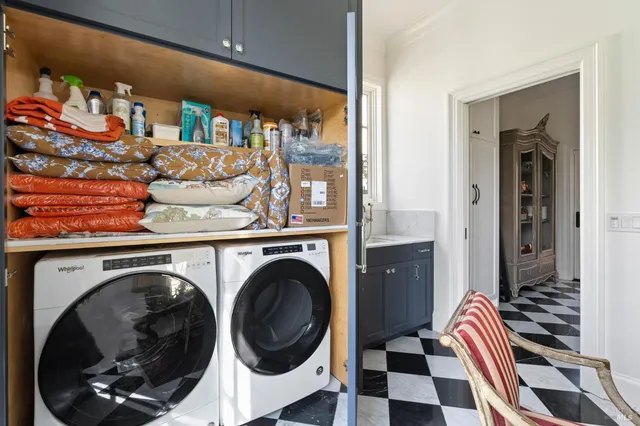 a view of a walk in closet