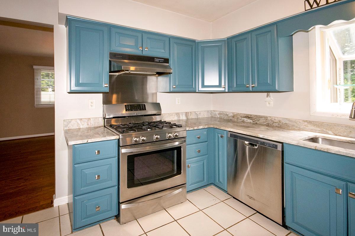 30 Sherri Way Pine Hill, NJ 08021 - Photo 11 of 53 Gallery Image 11