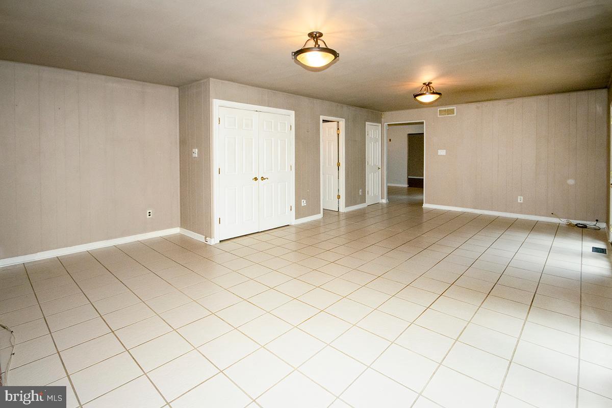 30 Sherri Way Pine Hill, NJ 08021 - Photo 16 of 53 Family Room