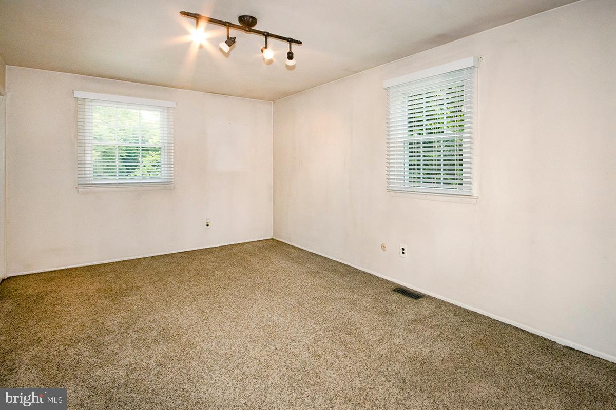 30 Sherri Way Pine Hill, NJ 08021 - Photo 22 of 53 Primary Bedroom