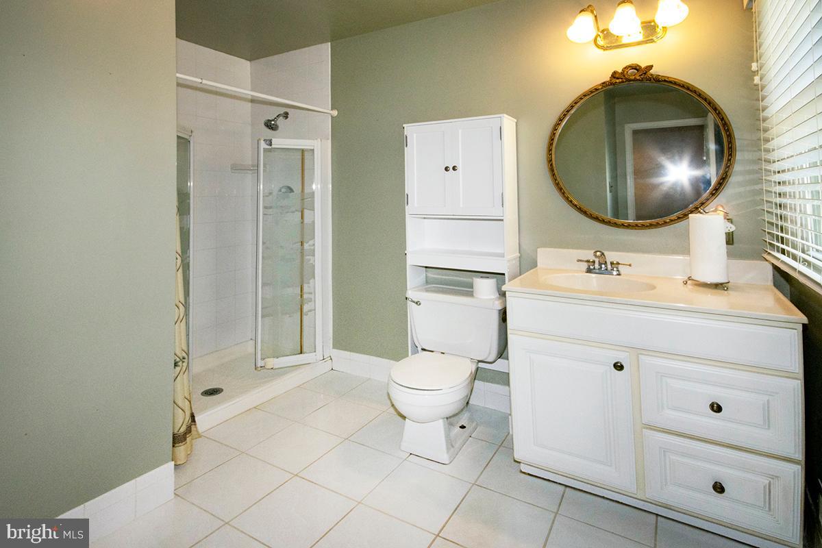 30 Sherri Way Pine Hill, NJ 08021 - Photo 26 of 53 Primary Bath