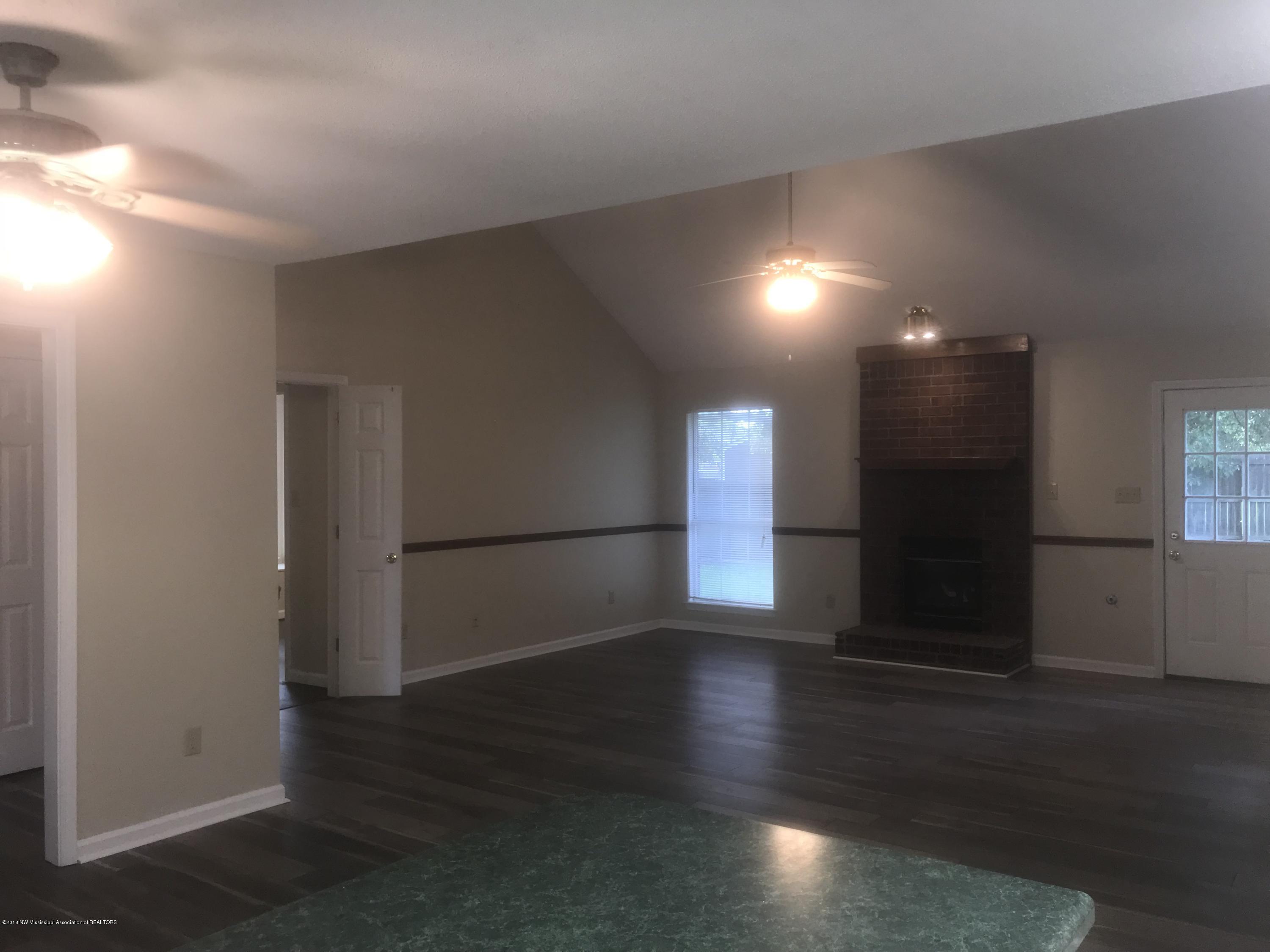 10752 Ridgefield Drive Olive Branch, MS 38654 - Photo 12 of 37 IMG_4300