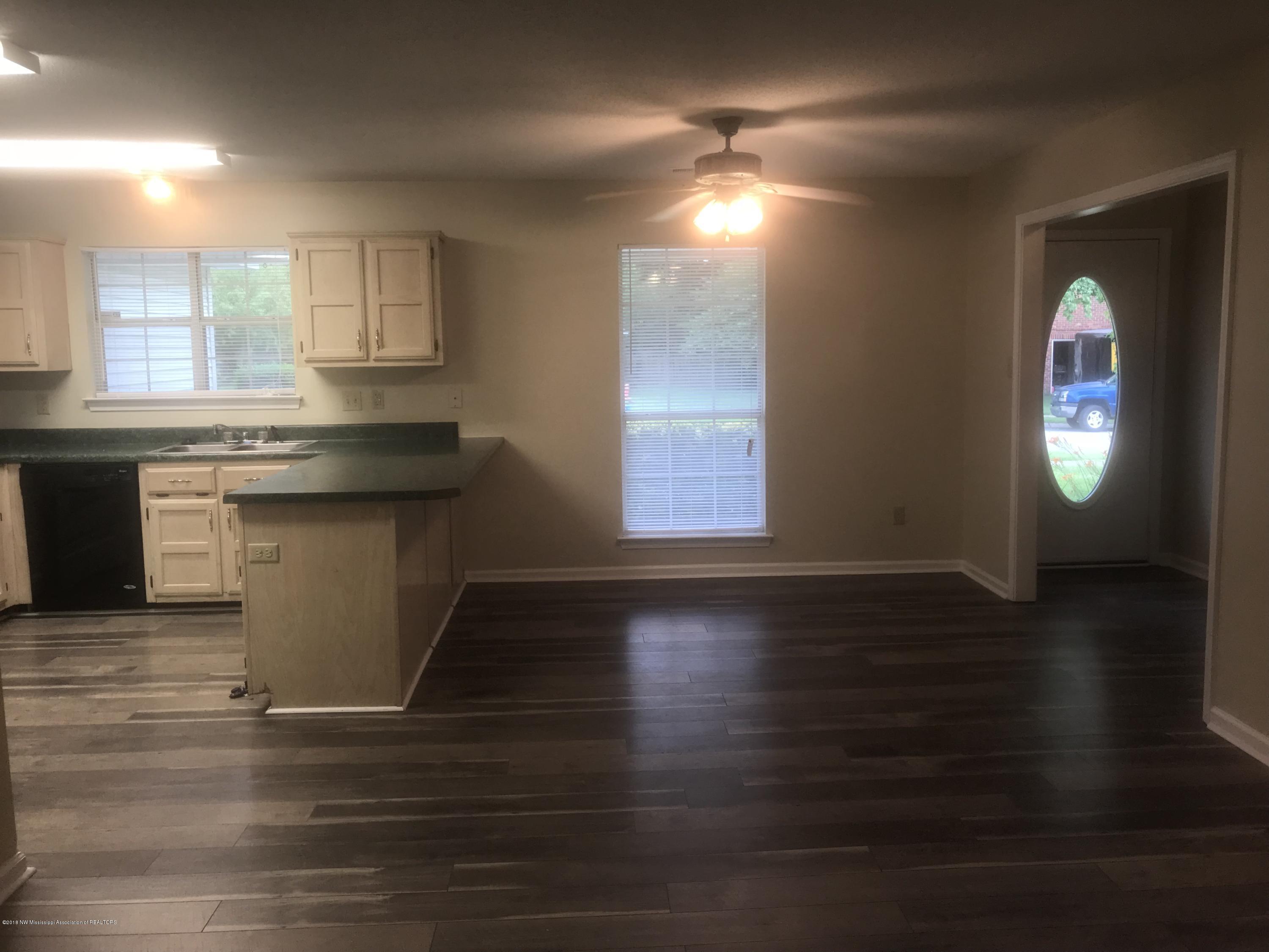 10752 Ridgefield Drive Olive Branch, MS 38654 - Photo 24 of 37 IMG_4319