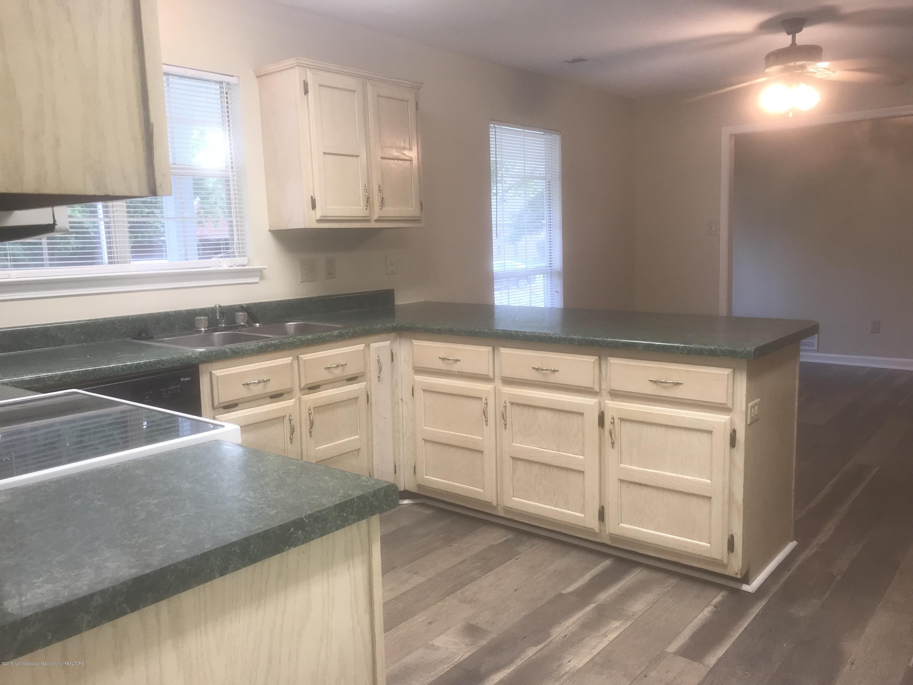 10752 Ridgefield Drive Olive Branch, MS 38654 - Photo 10 of 37 IMG_4298