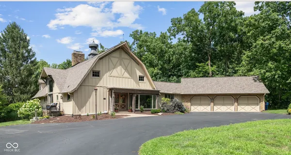 $1,395,000 | 35 Spring Drive, Zionsville, IN 46077