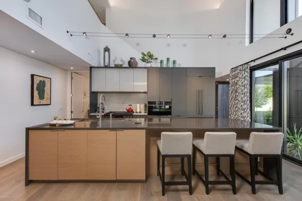 $6,000 | 1341 East Pomelo Grove Lane, Phoenix, AZ 85014