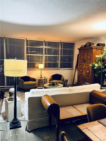 $195,000 | 2100 Sans Souci Boulevard, Unit A1110, North Miami, FL 33181