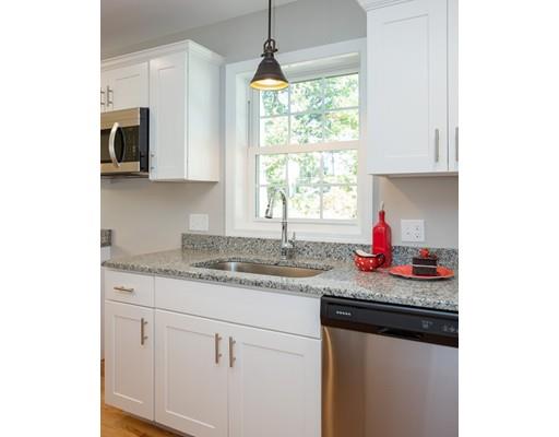318 Gilbert Avenue Springfield, MA 01119 - Photo 12 of 24 Gallery Image 12