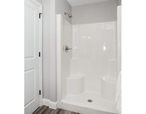318 Gilbert Avenue Springfield, MA 01119 - Photo 14 of 24 Gallery Image 14