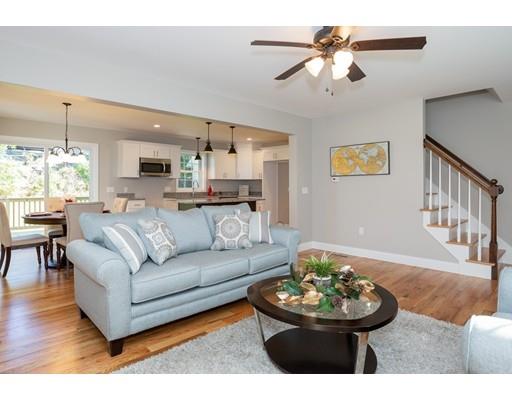 318 Gilbert Avenue Springfield, MA 01119 - Photo 3 of 24 Gallery Image 3