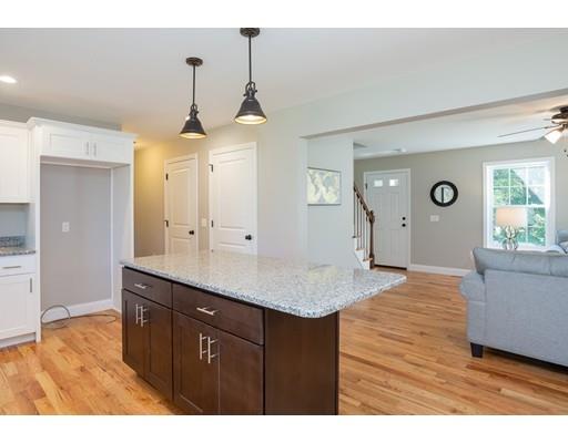 318 Gilbert Avenue Springfield, MA 01119 - Photo 10 of 24 Gallery Image 10