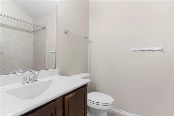 $2,125 | 2035 Karsen Lane, Heartland, TX 75126