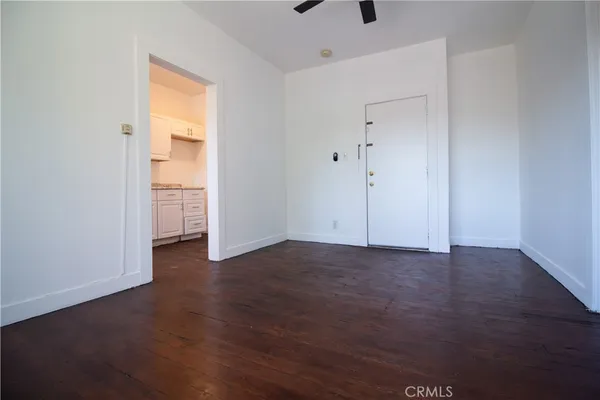 $1,700 | 1316 South Mariposa Avenue, Unit 210, Los Angeles, CA 90006