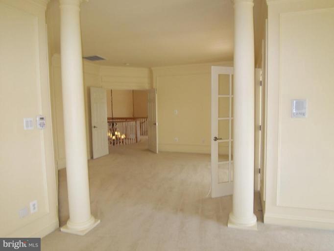 1154 Markell Court Reston, VA 20194 - Photo 12 of 23 Sitting Room