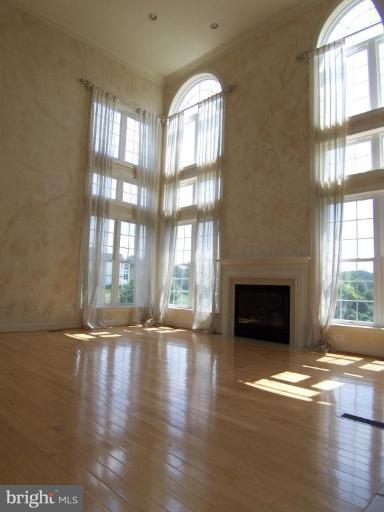 1154 Markell Court Reston, VA 20194 - Photo 6 of 23 Family Room