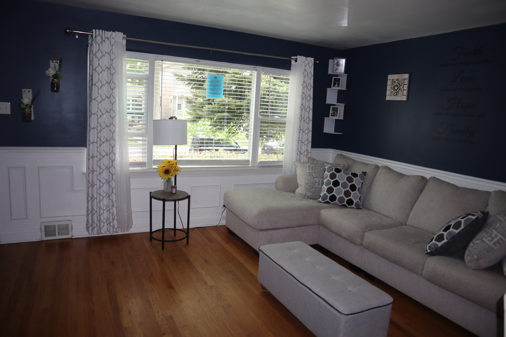 3218 Cuyler Avenue Berwyn, IL 60402 - Photo 3 of 17 a living room with furniture and a window