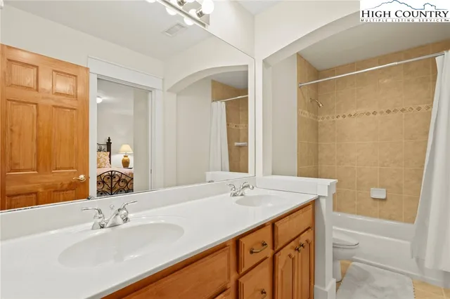 $1,875,000 | 110 Pinnacle Ridge Road, Beech Mountain, NC 28604