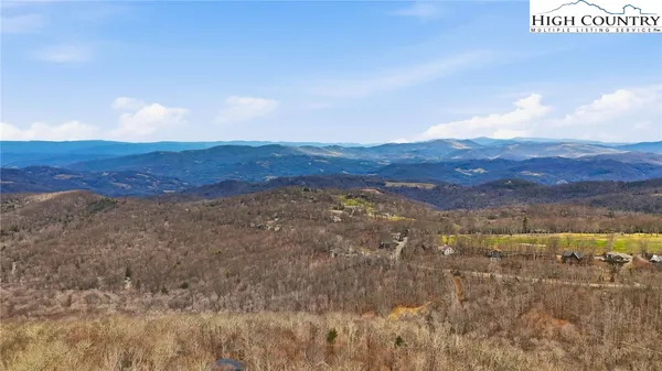 $1,875,000 | 110 Pinnacle Ridge Road, Beech Mountain, NC 28604