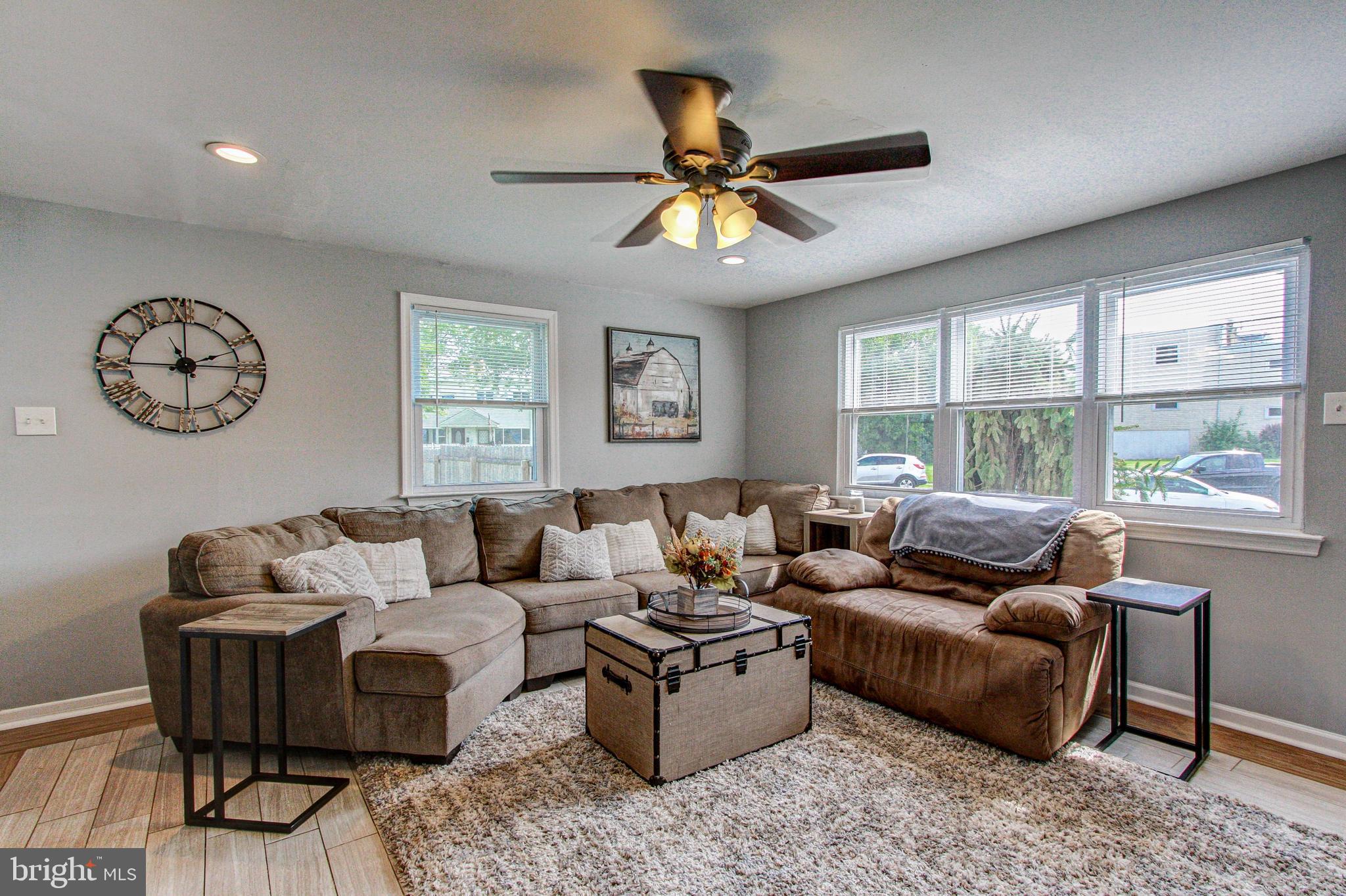 836 Andover Road Lansdale, PA 19446 - Photo 4 of 32 Gallery Image 4