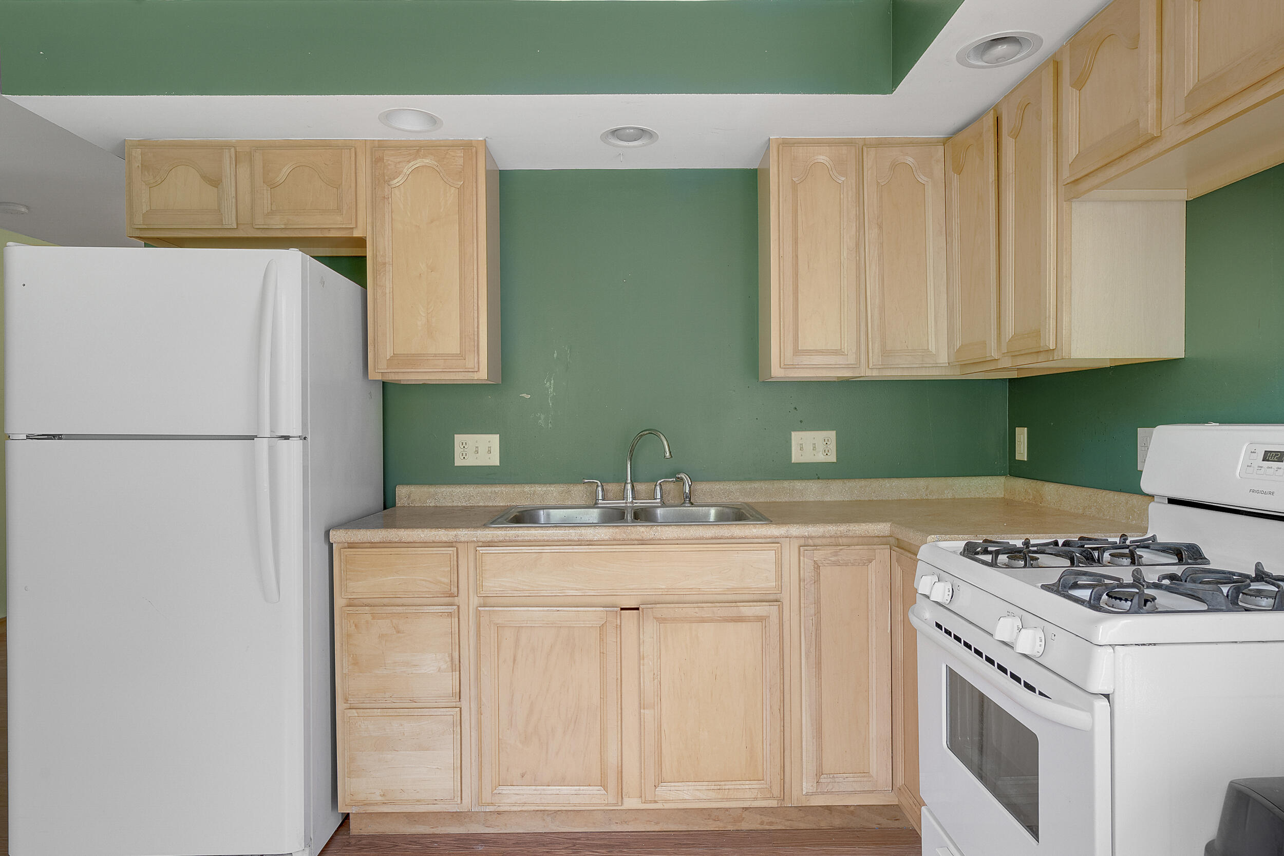 31 West Bay Bridge Road Topsham, ME 04086 - Photo 26 of 44 33_31wbaybridge-29