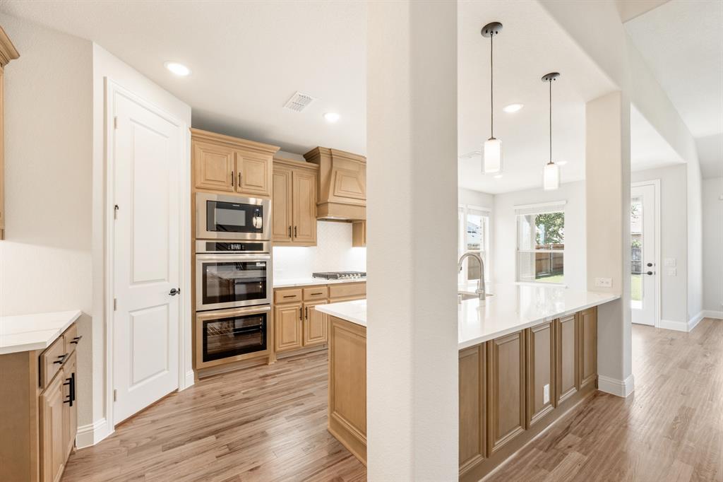 1109 Cardinal Drive Midlothian, TX 76065 - Photo 11 of 40