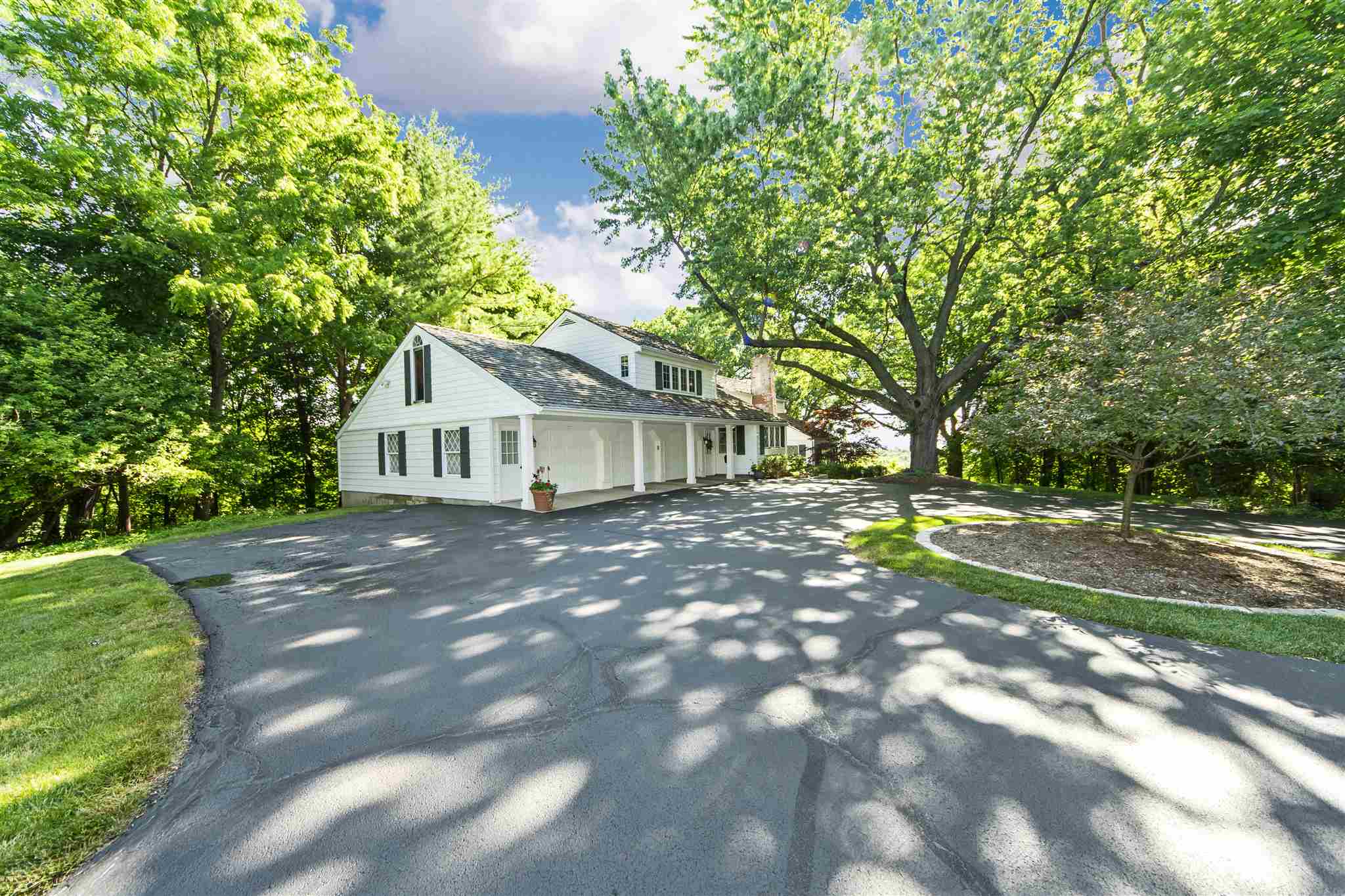 328 East High Point Road Peoria, IL 61614 - Photo 3 of 50 Gallery Image 3