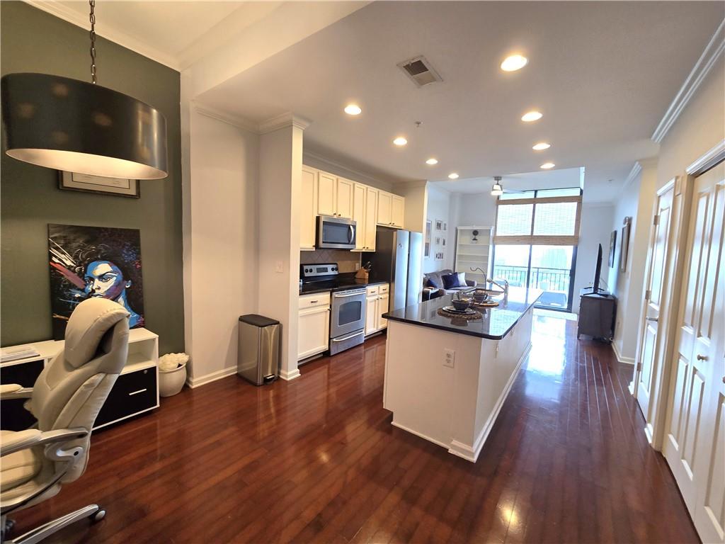 3040 Peachtree Road Northwest, Unit 1509 Atlanta, GA 30305 - Photo 4 of 18