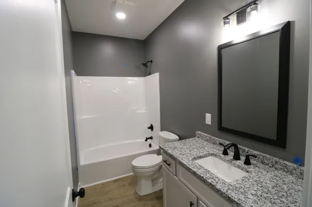 $309,000 | 507 Callahan Drive, New Johnsonville, TN 37134