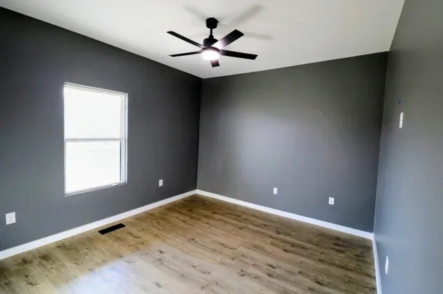 $309,000 | 507 Callahan Drive, New Johnsonville, TN 37134